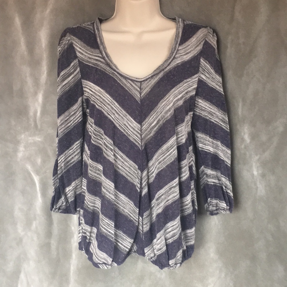 Max Studio 3/4 Sleeve Knit Top